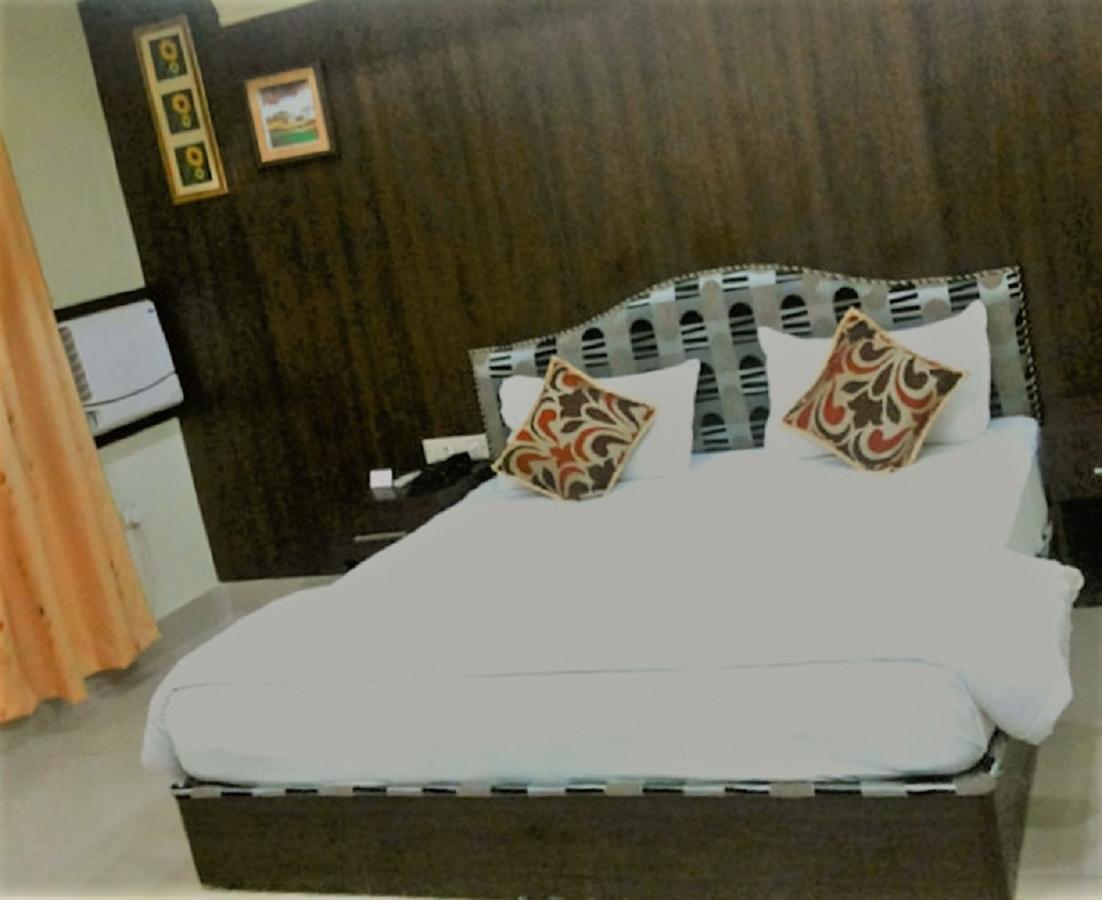 Bodhgaya Gautam Hotel Exterior foto
